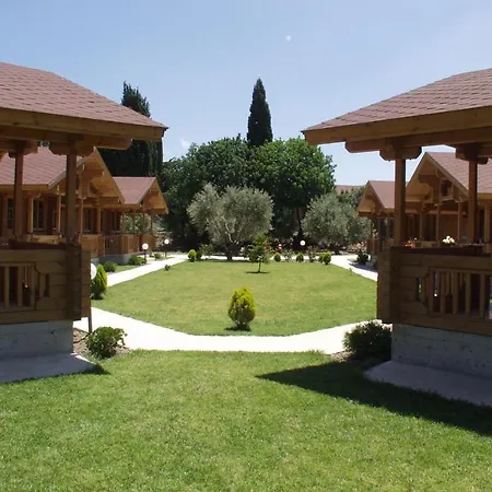 Sandy's & Log-villas