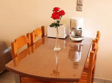 Sandy's & Log-villas Aparthotel Kos-stad