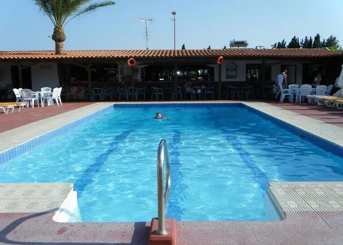 Sandy'S Studios Apartments & Log-Villas Aparthotel Kos Town