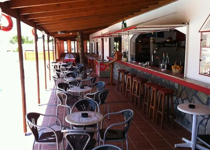 Sandy'S Studios Apartments & Log-Villas 2*