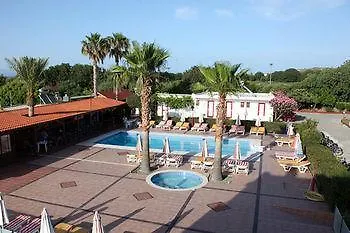 Aparthotel Sandy'S Studios Apartments & Log-Villas