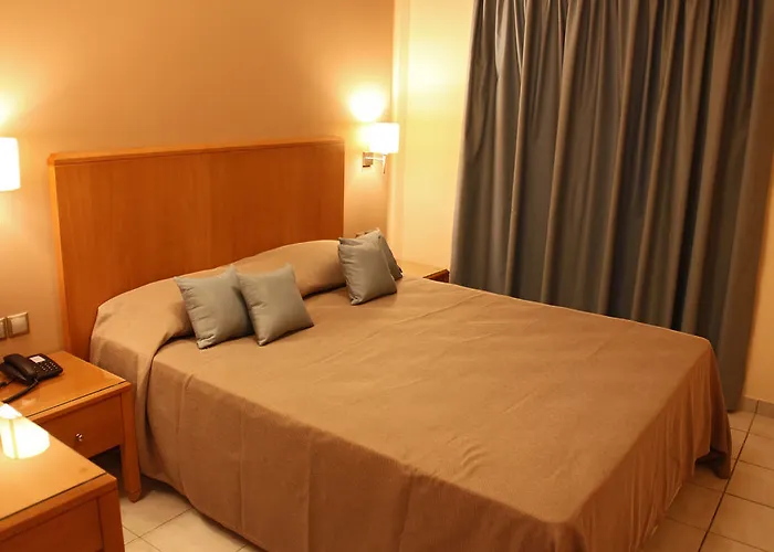 Sandy's & Log-villas 2* بلدة كوس