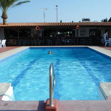 Sandy's & Log-villas Aparthotel Kos