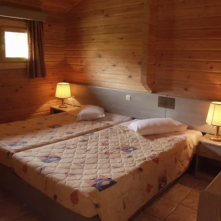 Sandy's & Log-villas